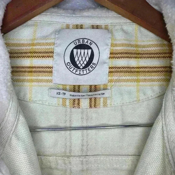 Urban Outfitters Vera Yellow Plaid Twill Hooded Full Zip Jacket Size XS - Picture 4 of 15